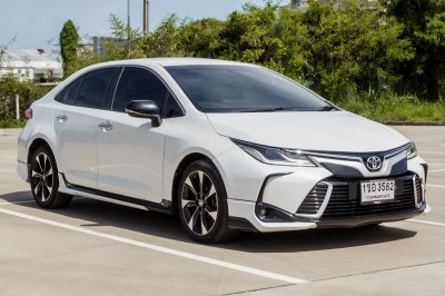 TOYOTA ALTIS 1.8 GR SPORTS ปี2021 (1ขอ3582)