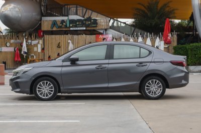 HONDA CITY 1.0 V AT ปี 2021 (2ขฐ6077)