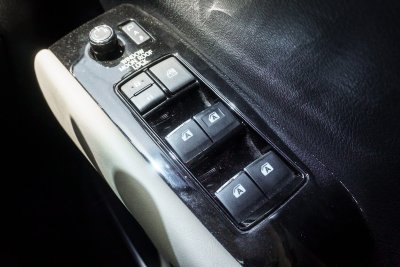 TOYOTA ALPHARD 2.5 HYBRID SRC AT ปี2019 (6ขฎ1841)