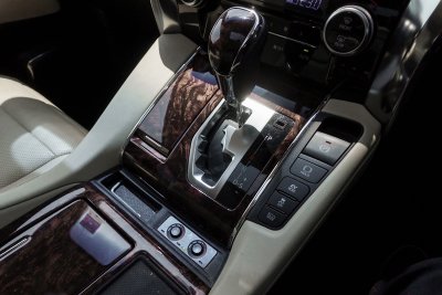 TOYOTA ALPHARD 2.5 HYBRID SRC AT ปี2019 (6ขฎ1841)