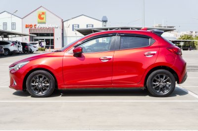 MAZDA 2 1.3 SPORT HIGH CONNECT ปี2018 (กธ4922)