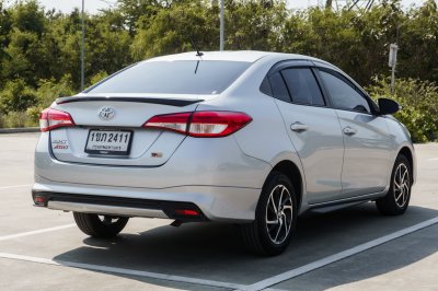 TOYOTA YARIS ATIV 1.2 SPORT ปี2020 (1ขภ2411)
