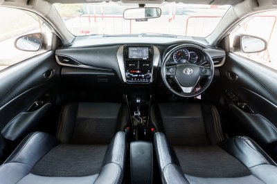 TOYOTA YARIS ATIV 1.2 SPORT ปี2020 (1ขภ2411)