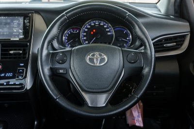 TOYOTA YARIS ATIV 1.2 SPORT ปี2020 (1ขภ2411)