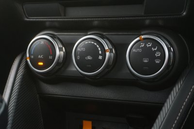 MAZDA 2 1.3 S (LEATHER) ปี2022 (2ขว9693)