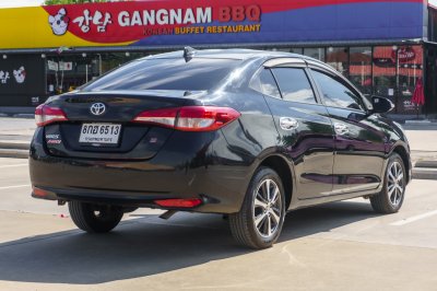 TOYOTA YARIS ATIV 1.2 S+ ปี2019 (8กฮ6513)