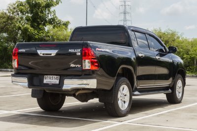 TOYOTA REVO DOUBLECAB 2.4 E PLUS PRERUNNER ปี2019 (9กจ5145)