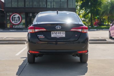 TOYOTA YARIS ATIV 1.2 S+ ปี2019 (8กฮ6513)