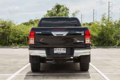 TOYOTA REVO DOUBLECAB 2.4 E PLUS PRERUNNER ปี2019 (9กจ5145)