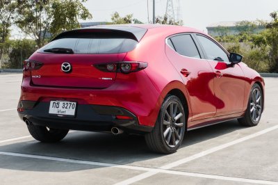 MAZDA 3 2.0 SP SPORT ปี2019 (กธ3270)
