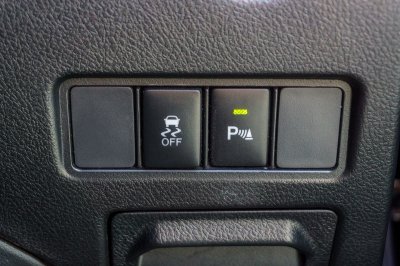 TOYOTA YARIS ATIV 1.2 S+ ปี2019 (8กฮ6513)