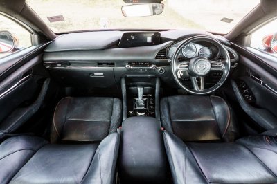 MAZDA 3 2.0 SP SPORT ปี2019 (กธ3270)