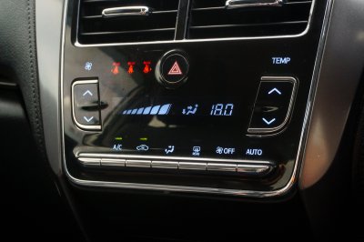 TOYOTA YARIS ATIV 1.2 SPORT ปี2021 (3ขก8731)