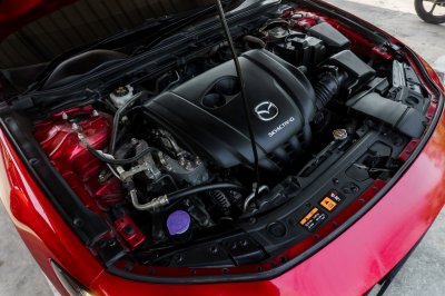 MAZDA 3 2.0 SP SPORT ปี2019 (กธ3270)