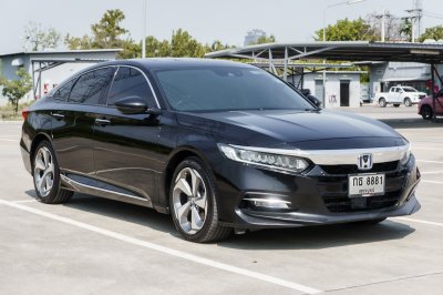 HONDA ACCORD 2.0 HYBRID TECH ปี2020 (กธ8881)