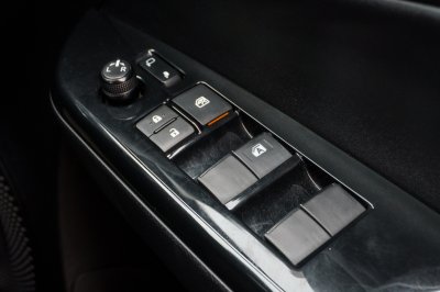 TOYOTA YARIS 1.2 HIGH CROSS ปี2020 (9กย2131)