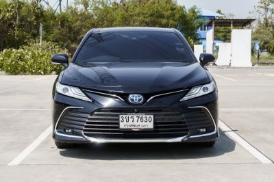 TOYOTA CAMRY 2.5 HEV PREMIUM LUXURY ปี2022 จด2023 (3ขร7630)
