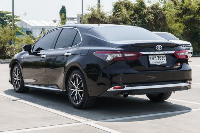 TOYOTA CAMRY 2.5 HEV PREMIUM LUXURY ปี2022 จด2023 (3ขร7630)