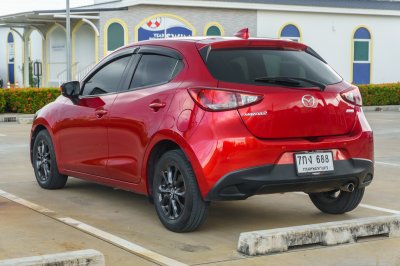 MAZDA 2 1.3 SPORT HIGH CONNECT AT ปี 2017 (7กง688)