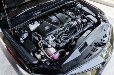 TOYOTA CAMRY 2.5 HEV PREMIUM LUXURY ปี2022 จด2023 (3ขร7630)