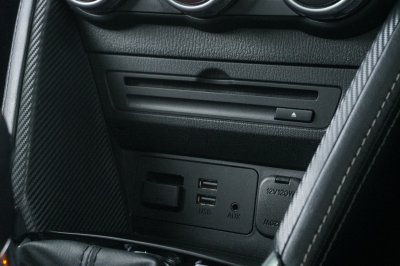 MAZDA 2 1.3 SPORT HIGH CONNECT AT ปี 2017 (7กง688)