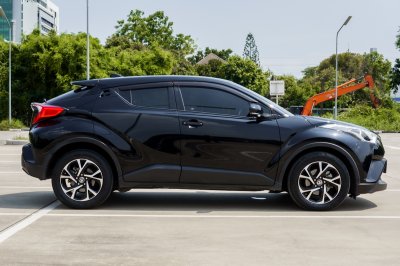 TOYOTA CH-R 1.8 ENTRY AT ปี 2019 (9กก2191)