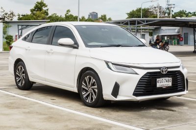 TOYOTA YARIS ATIV 1.2 SMART ปี2023 (4ขถ7480)