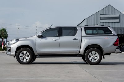 TOYOTA REVO DOUBLE CAB 2.4 PRERUNNER E AT ปี2020 (9กม2306)
