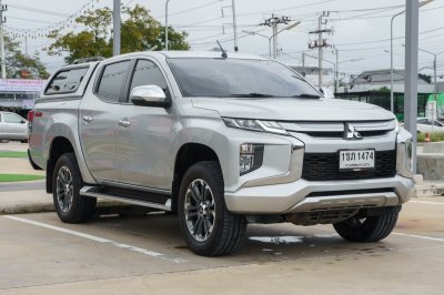 MITSUBISHI TRITON 2.4 GLS PLUS CAB4 AT ปี 2020 (1ขภ1474)