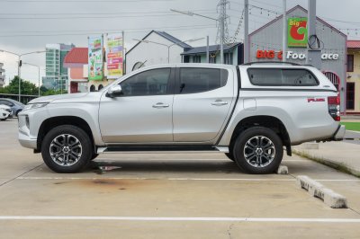 MITSUBISHI TRITON 2.4 GLS PLUS CAB4 AT ปี 2020 (1ขภ1474)