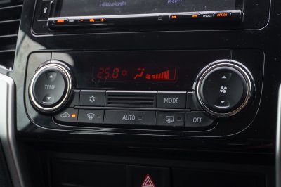 MITSUBISHI TRITON 2.4 GLS PLUS CAB4 AT ปี 2020 (1ขภ1474)