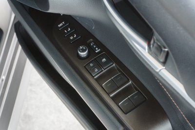 TOYOTA CAMRY 2.5 HEV PREMIUM ปี2022 (3ขน9472)