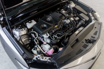 TOYOTA CAMRY 2.5 HEV PREMIUM ปี2022 (3ขน9472)