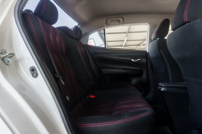 TOYOTA YARIS ATIV 1.2 S AT ปี 2018 (7กผ7996)