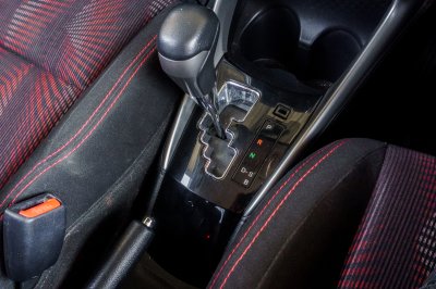 TOYOTA YARIS ATIV 1.2 S AT ปี 2018 (7กผ7996)