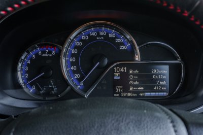 TOYOTA YARIS ATIV 1.2 S AT ปี 2018 (7กผ7996)