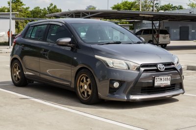 TOYOTA YARIS 1.2 J AT ปี 2015 (5กพ3484)