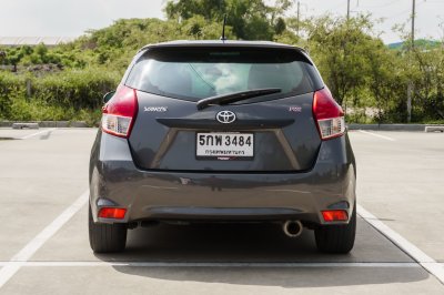 TOYOTA YARIS 1.2 J AT ปี 2015 (5กพ3484)