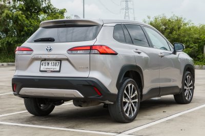 TOYOTA COROLLA CROSS 1.8 HYBRID PREMIUM ปี2023 (4ขพ1387)