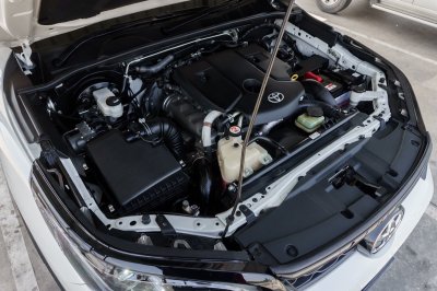 TOYOTA FORTUNER 2.4 LEADER AT ปี 2023 (4ขถ7054)