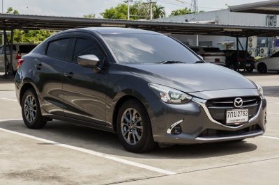 MAZDA 2 1.3 HI-CONNECT AT ปี 2018 (7กบ2762)