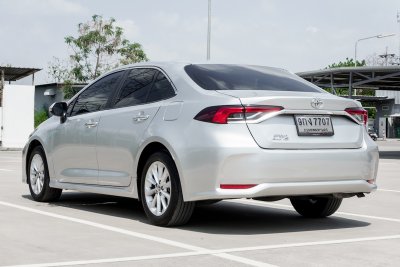 TOYOTA ALTIS 1.6 G (NEW) AT ปี2019 (9กง7707)