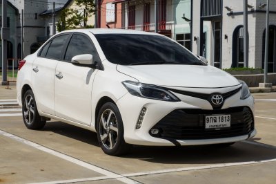 TOYOTA VIOS 1.5 HIGH AT ปี 2019 (9กฉ1813)