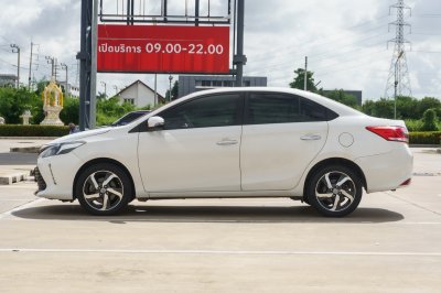TOYOTA VIOS 1.5 HIGH AT ปี 2019 (9กฉ1821)
