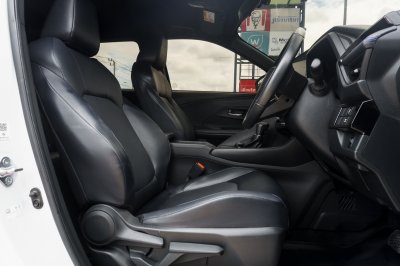 TOYOTA YARIS CROSS 1.5 HEV SMART AT ปี 2023 (5ขน7675)