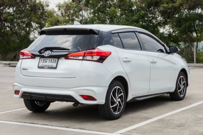 TOYOTA YARIS 1.2 SPORT PREMIUM AT ปี 2020 (1ขผ1436)