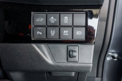 TOYOTA YARIS CROSS 1.5 HEV PREMIUM LUXURY ปี2024 (5ขฮ9749)