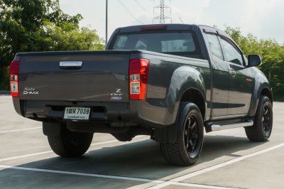 ISUZU D-MAX 1.9 SPACECAB HI-LANDER Z ปี2016 จด2017 (1ฒฬ7039)