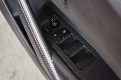 TOYOTA COROLLA CROSS 1.8 HV GR SPORT AT ปี 2022 (3ขญ4302)