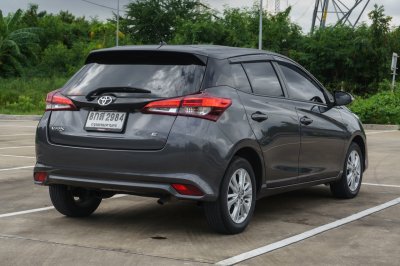 TOYOTA YARIS 1.2 E AT ปี 2019 (8กส2984)